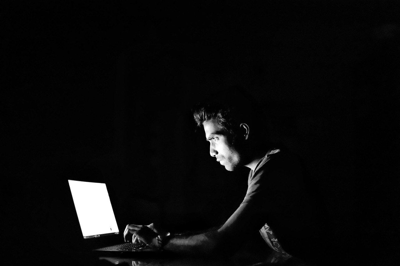 entdecken sie alles rund um cybersecurity: aktuelle bedrohungen, schutzmaßnahmen und tipps zur sicherheit im digitalen zeitalter. bleiben sie informiert und schützen sie ihre daten online.